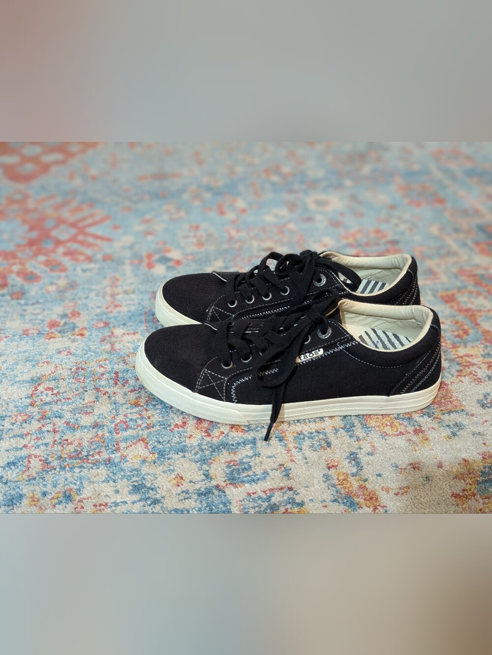 Taos Plim Soul Women's 8.5 Shoes Black White Canvas Comfort Casual Sneakers